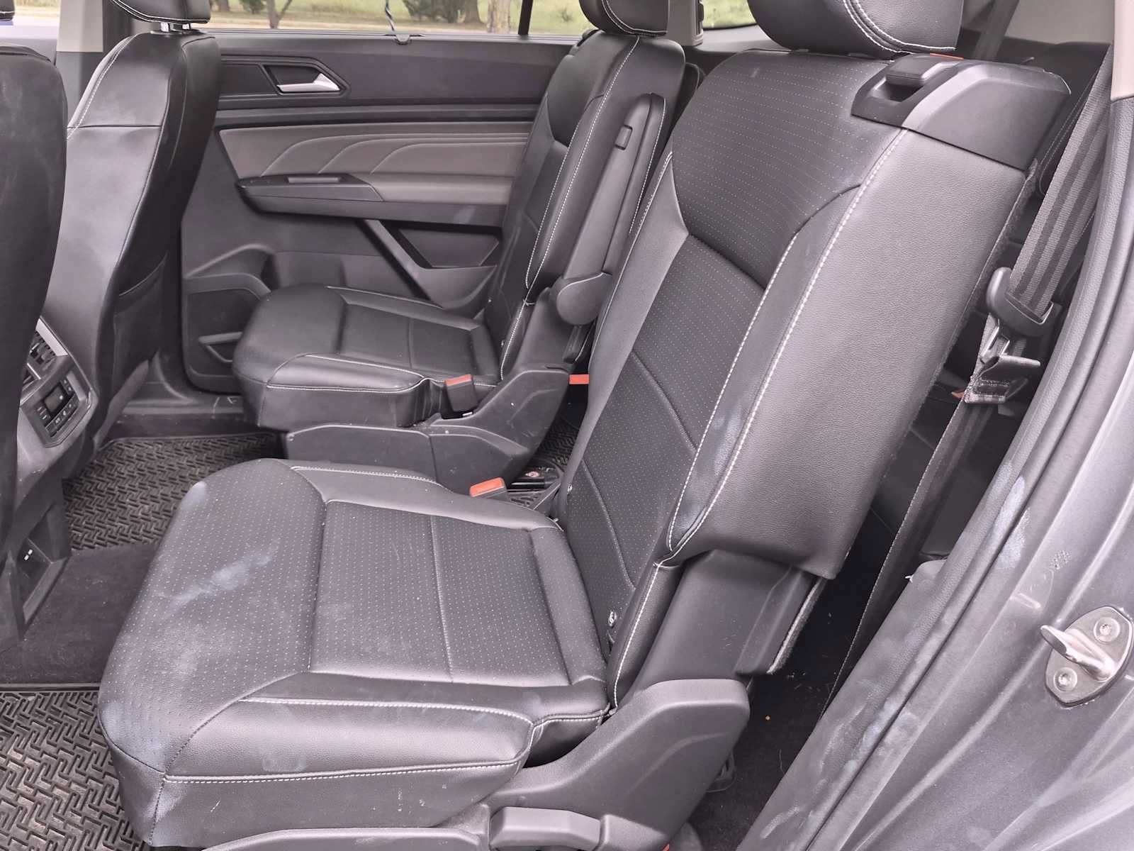 Used 2021 Volkswagen Atlas SEL AWD/4WD image 19