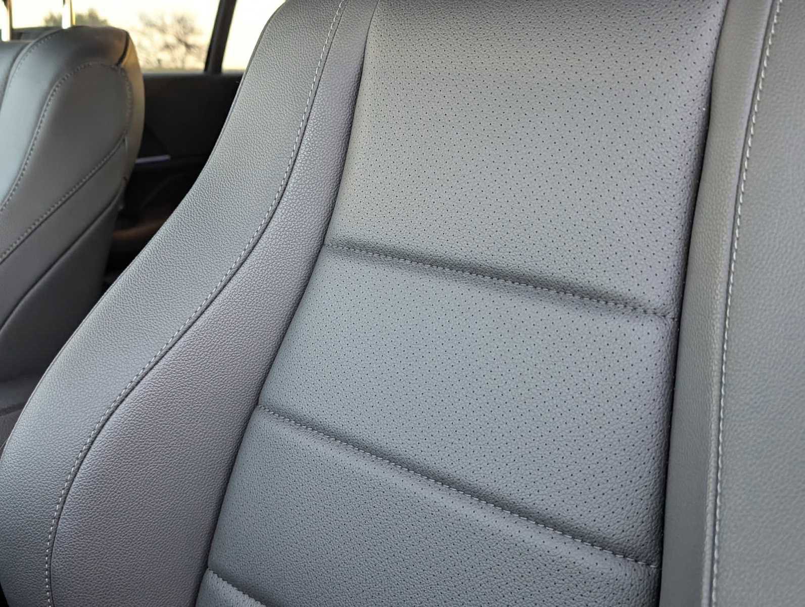 Used 2025 Mercedes-Benz GLS 450 4MATIC image 22