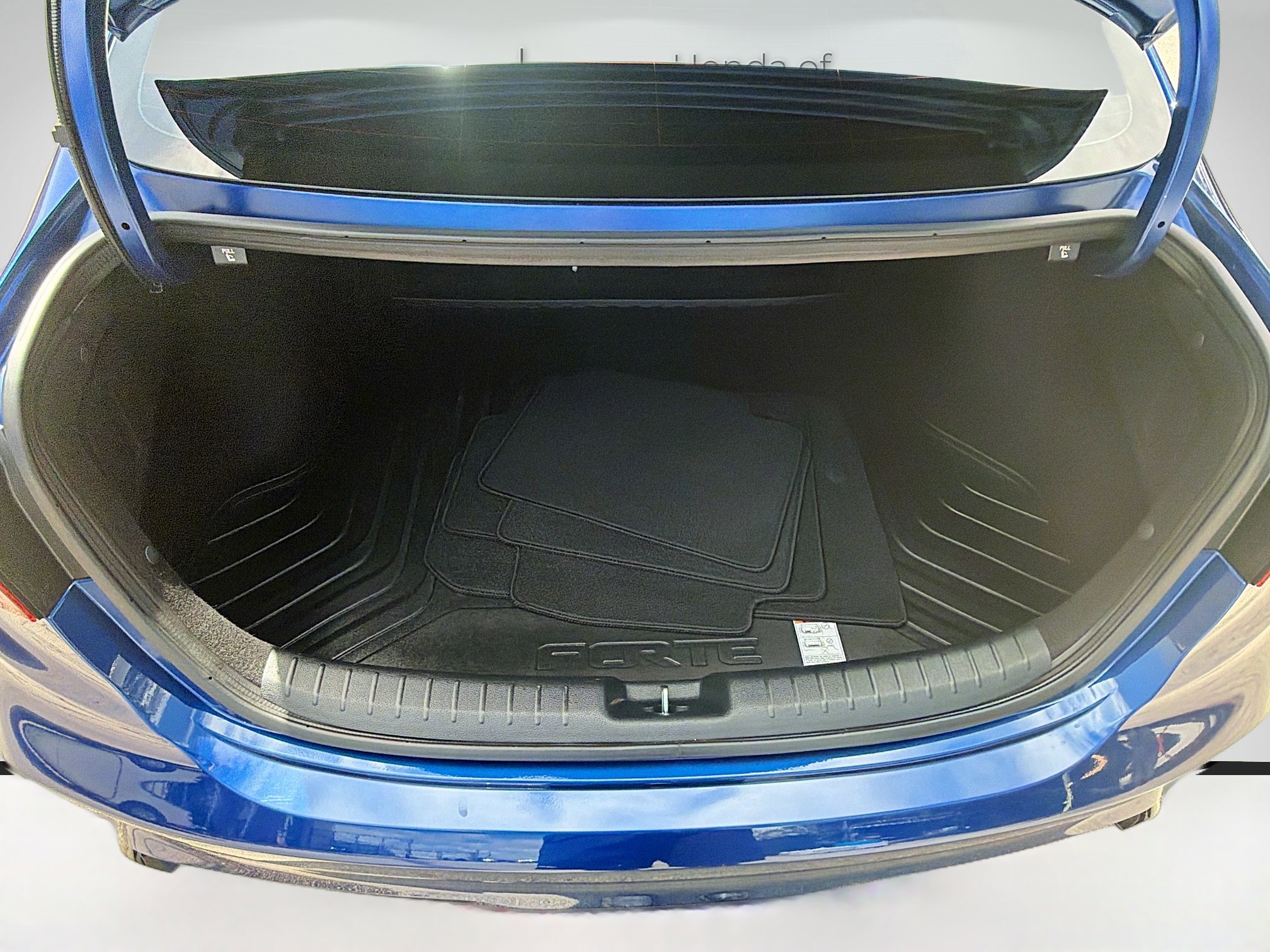 Used 2024 Kia Forte GT-Line image 26