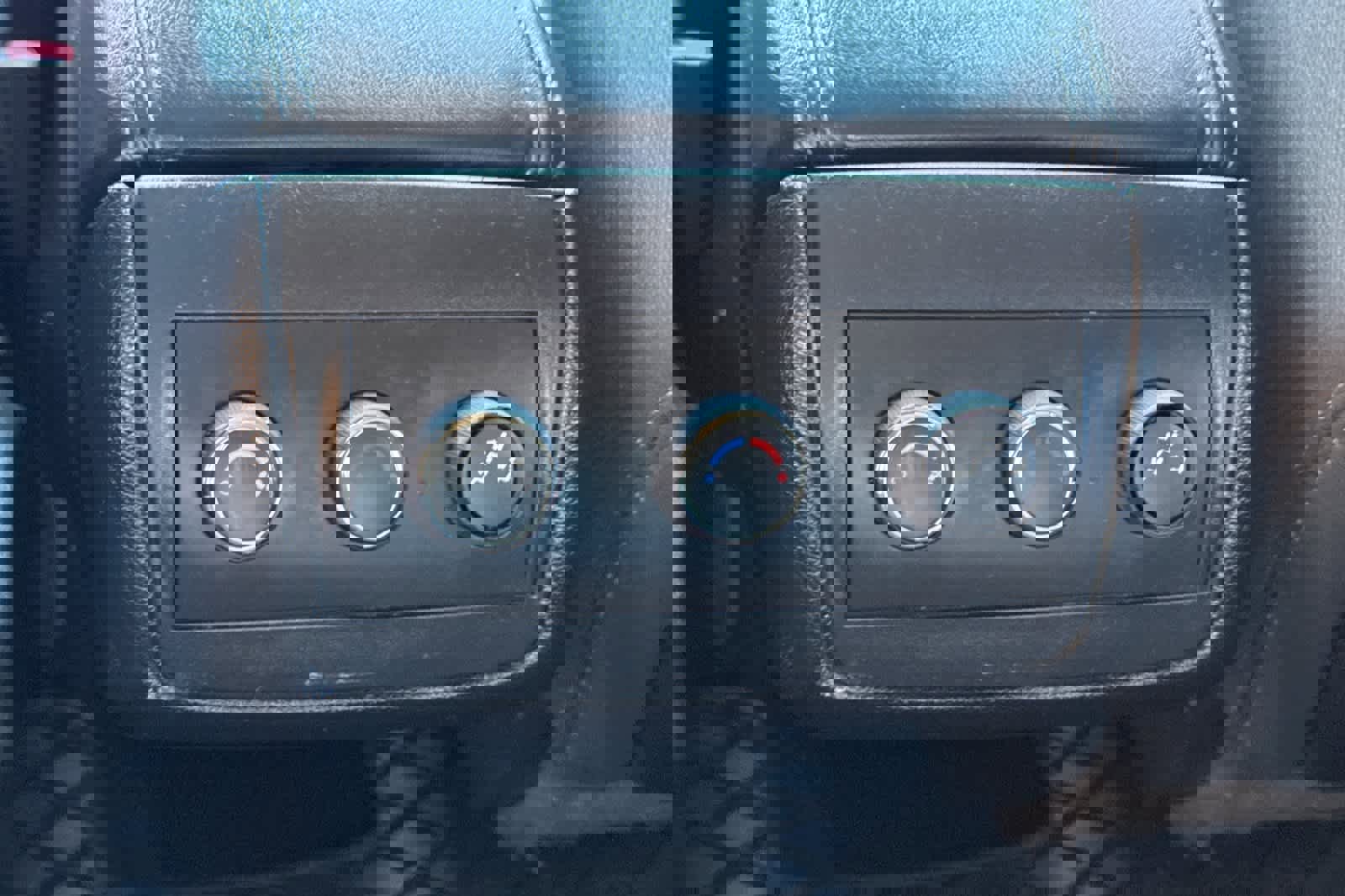 Used 2014 GMC Acadia SLE image 14