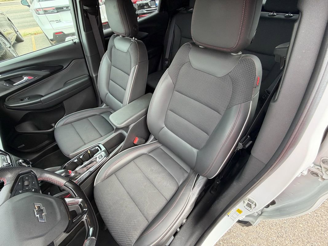 Used 2022 Chevrolet TrailBlazer RS w/ Technology Package image 19