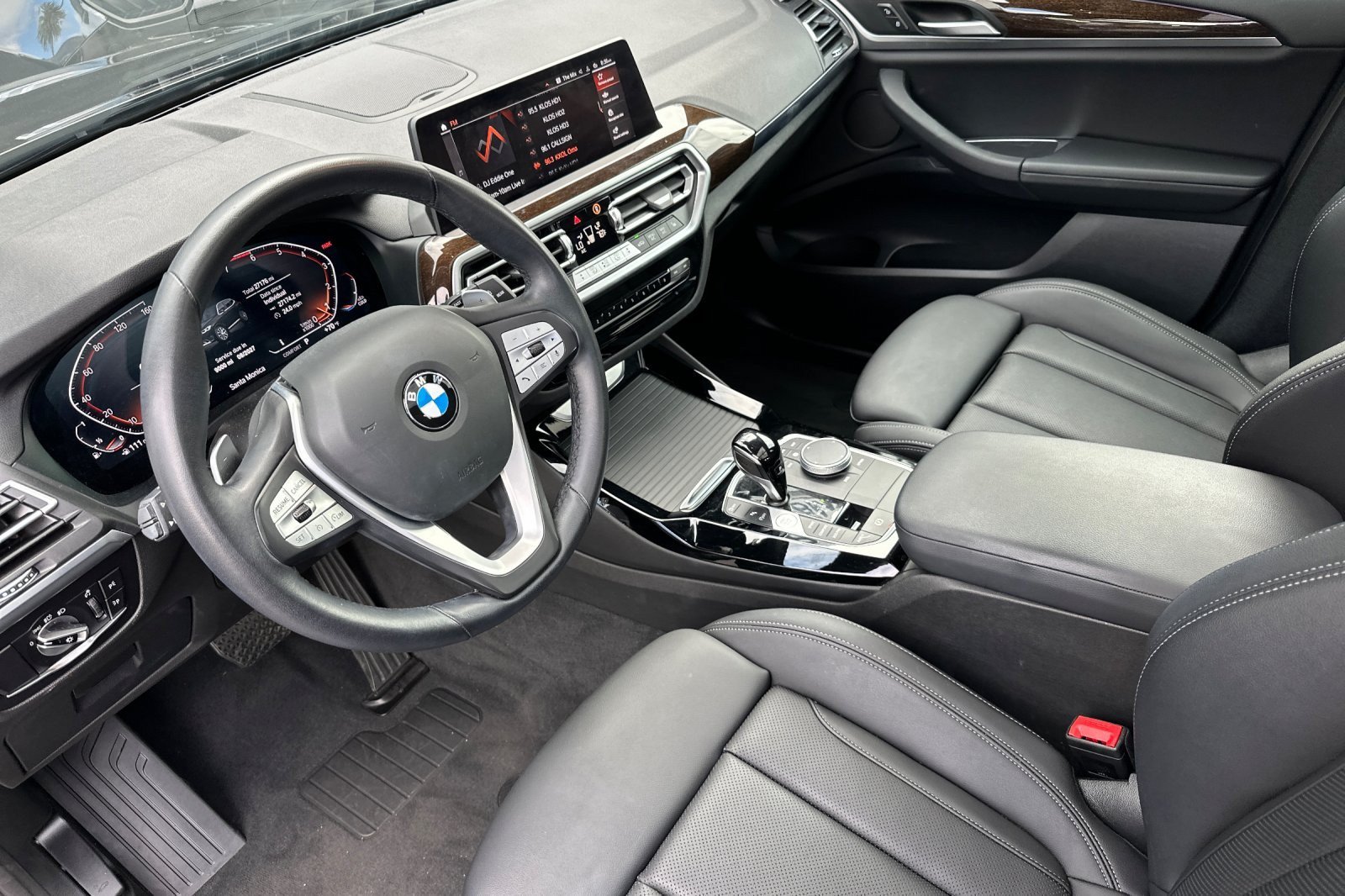 Used 2024 BMW X3 sDrive30i w/ Convenience Package RWD image 9