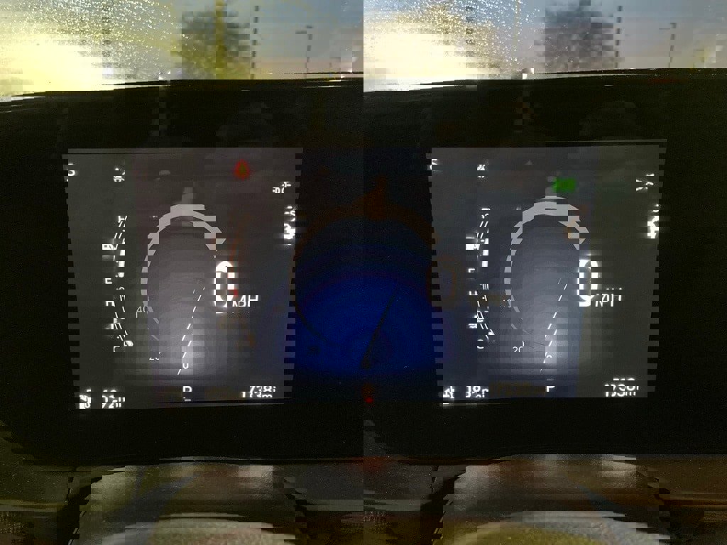 Used 2025 Buick Envista Sport Touring image 16