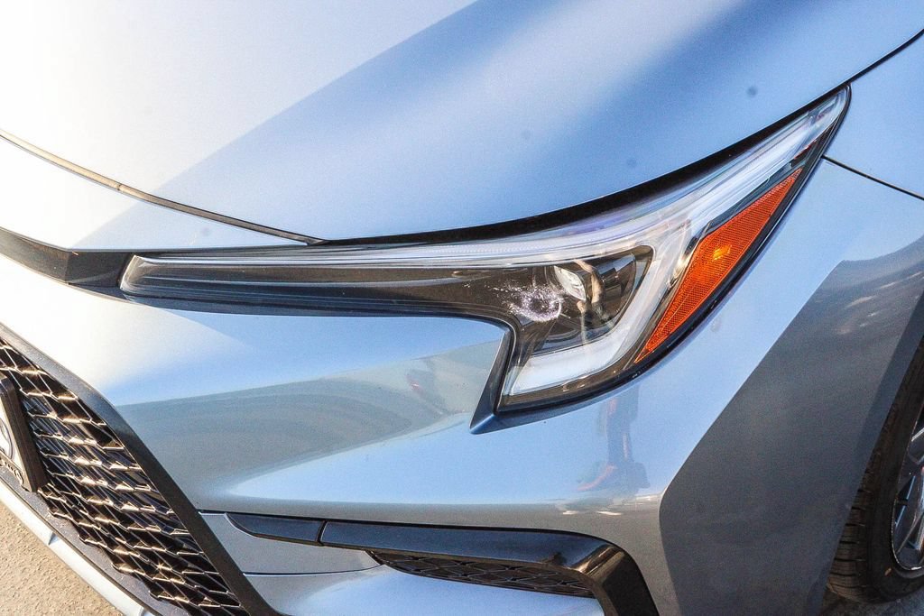 Used 2024 Toyota Corolla XSE FWD image 5