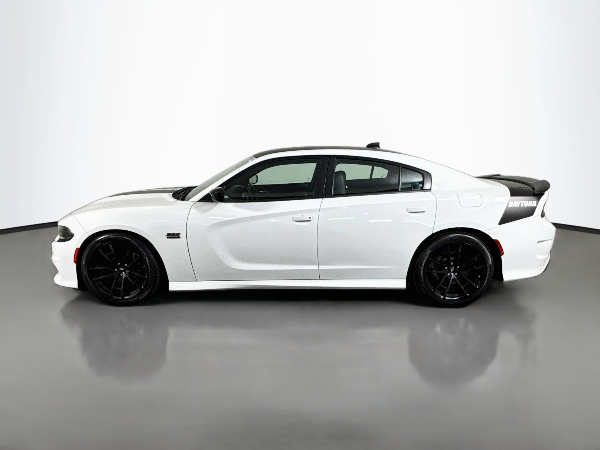 Used 2023 Dodge Charger Scat Pack w/ Daytona Edition Group RWD image 6