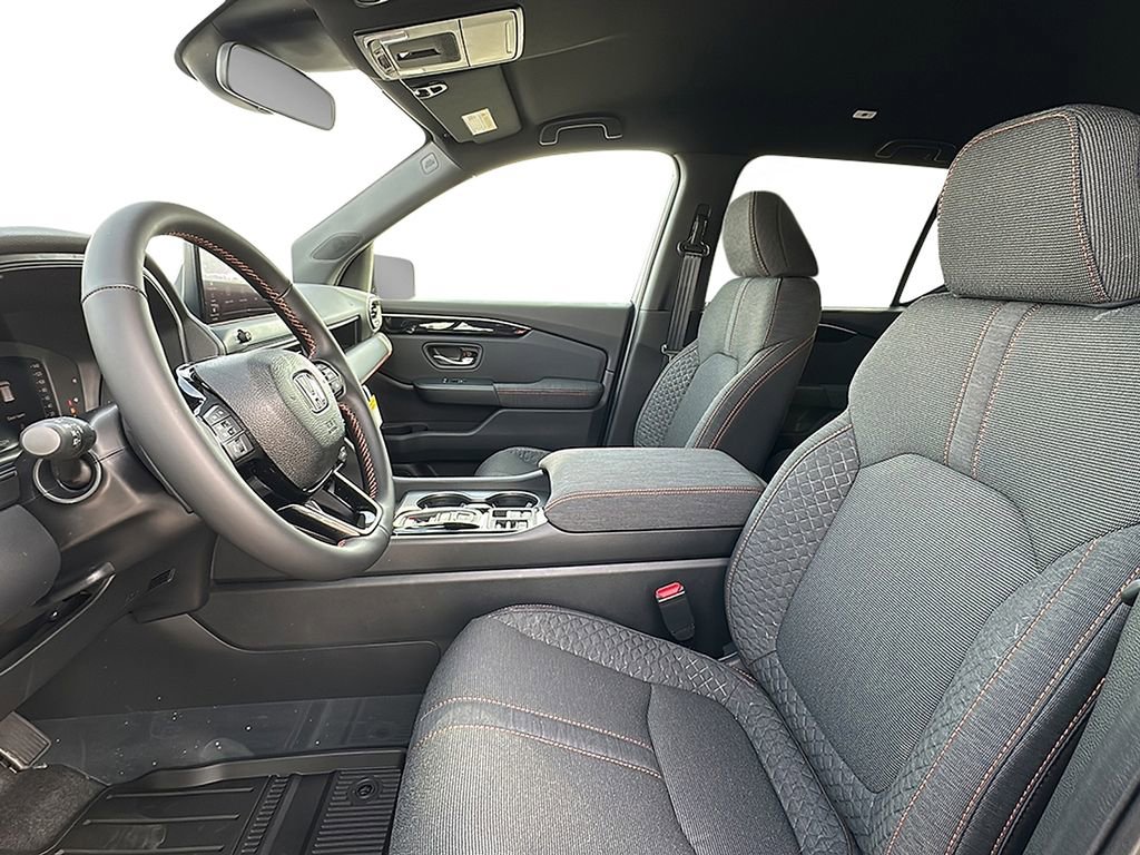 New 2026 Honda Pilot Sport image 11