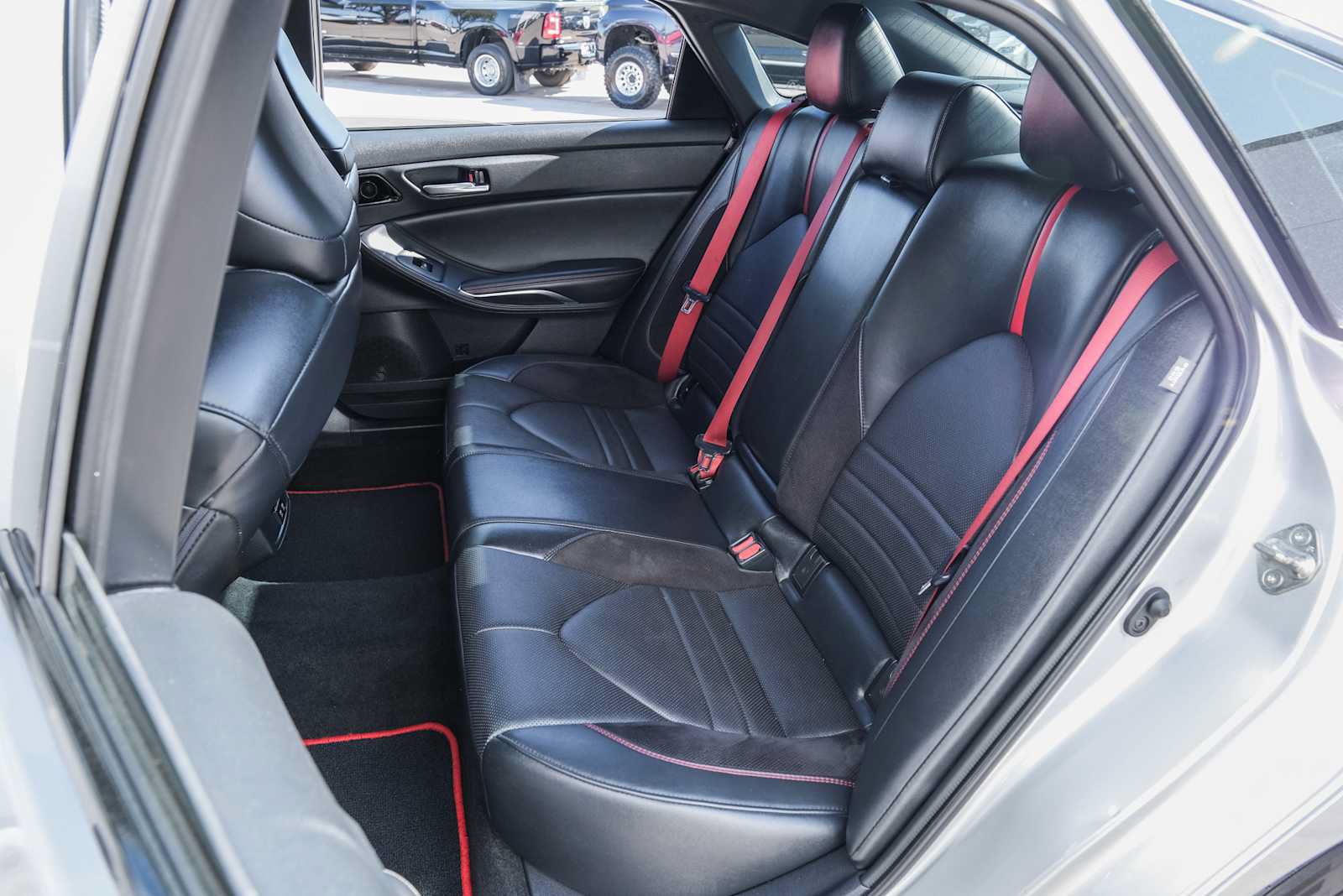 Used 2020 Toyota Avalon TRD FWD image 29