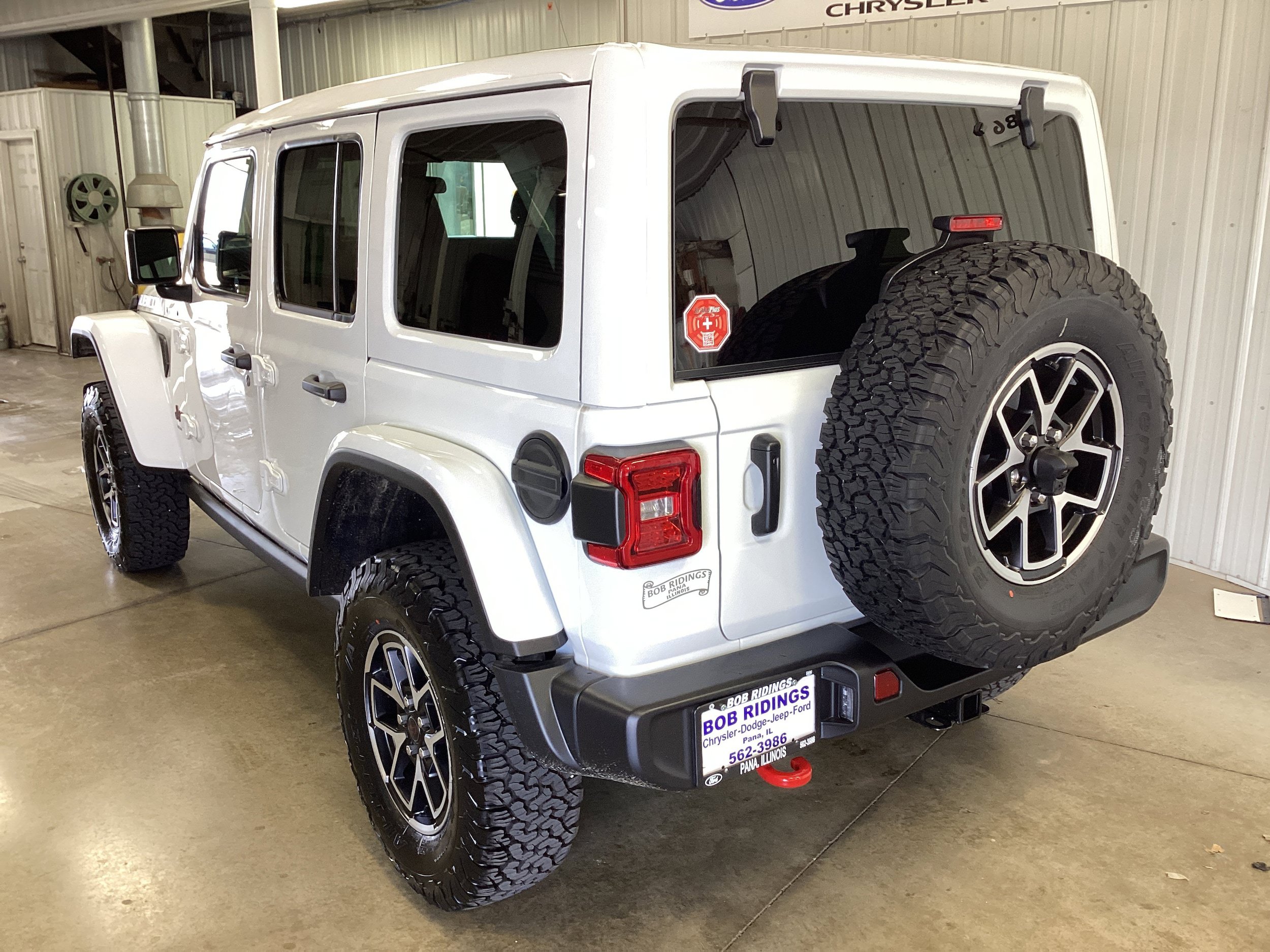 New 2026 Jeep Wrangler Unlimited Rubicon AWD/4WD image 3