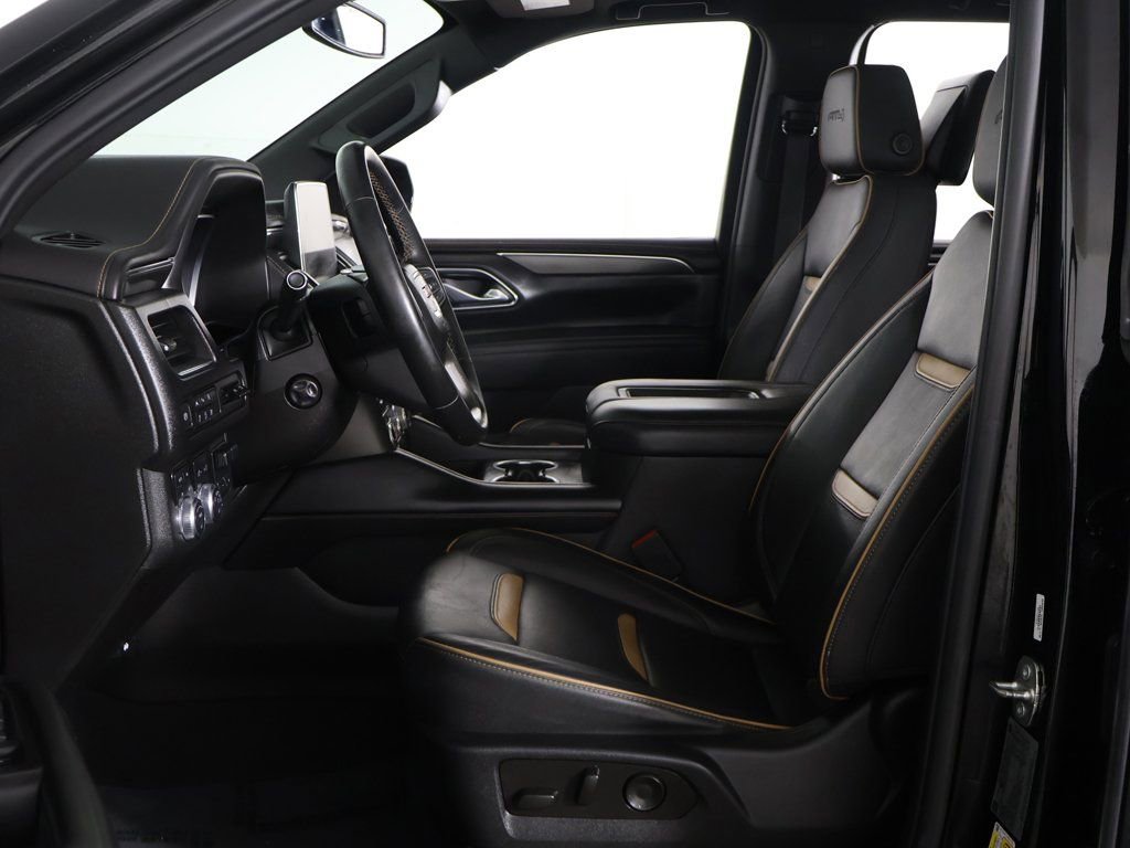 Used 2023 GMC Yukon XL AT4 w/ AT4 Premium Plus Package AWD/4WD image 33