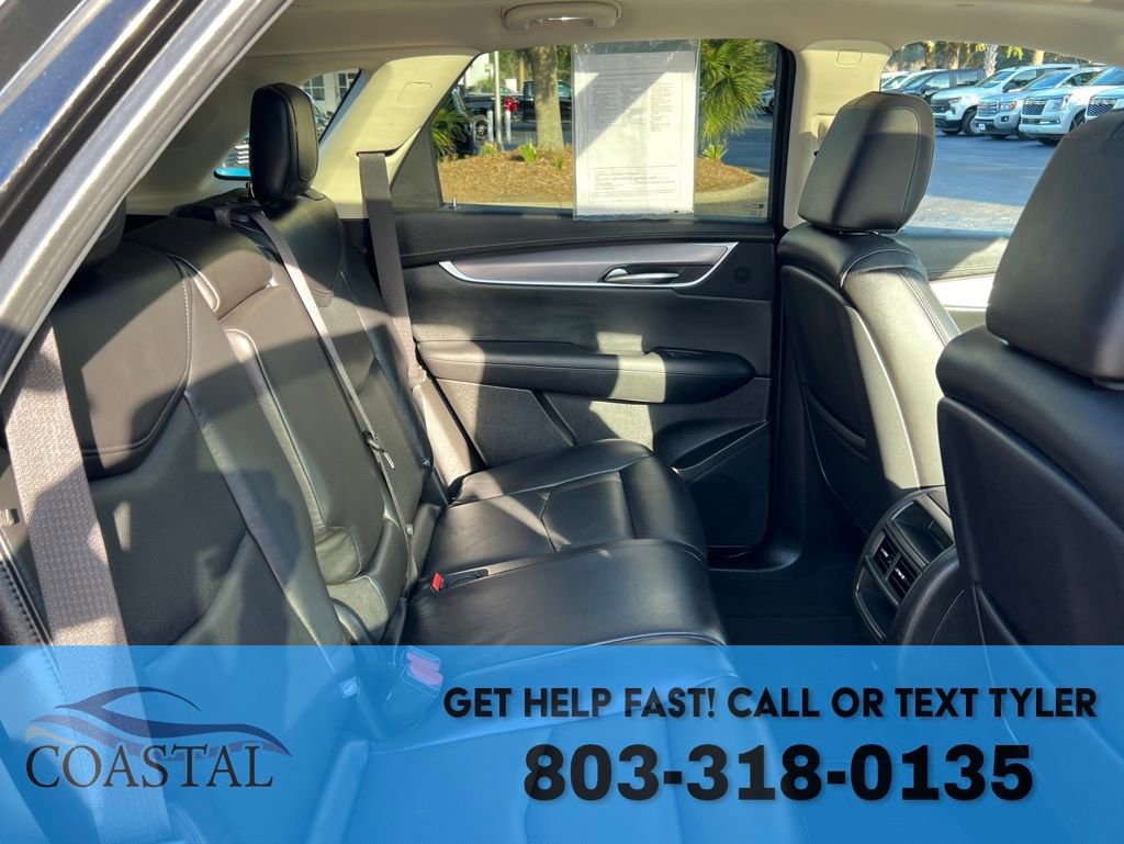 Used 2018 Cadillac XT5 Luxury w/ Driver Awareness Package image 24