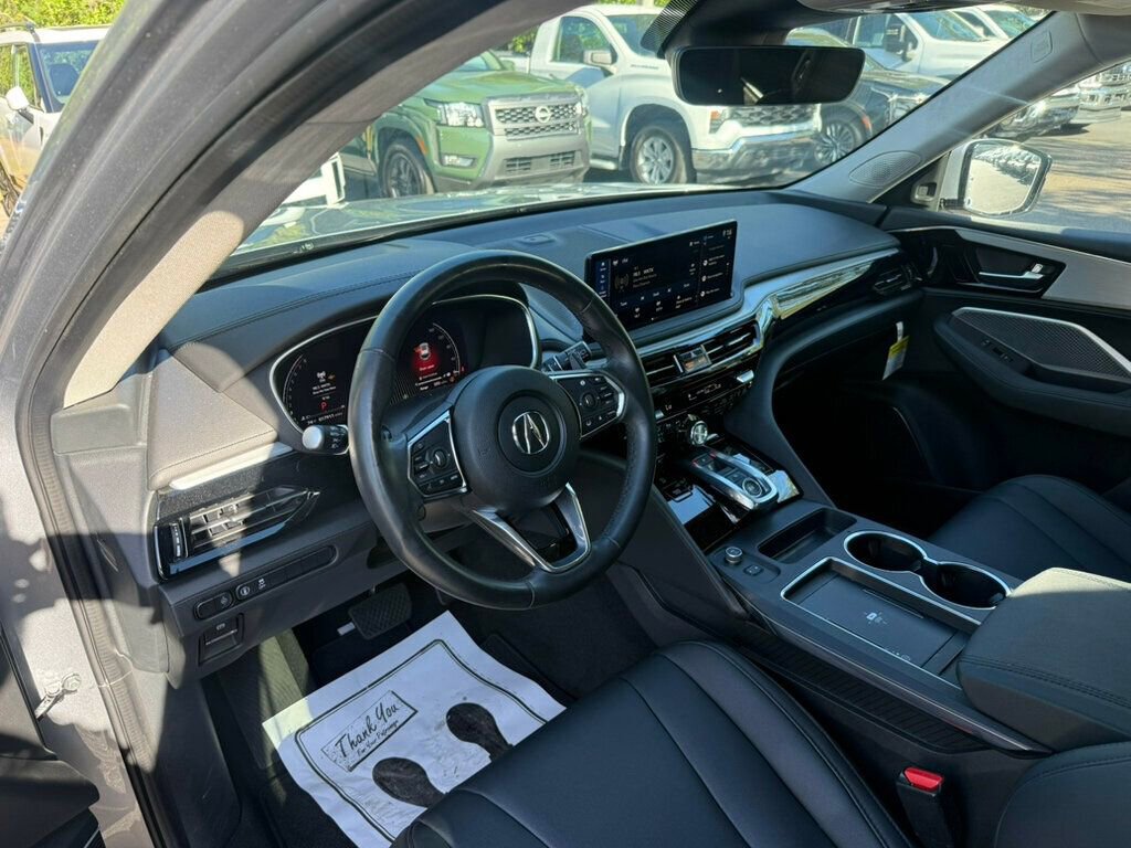 Used 2025 Acura MDX FWD image 3