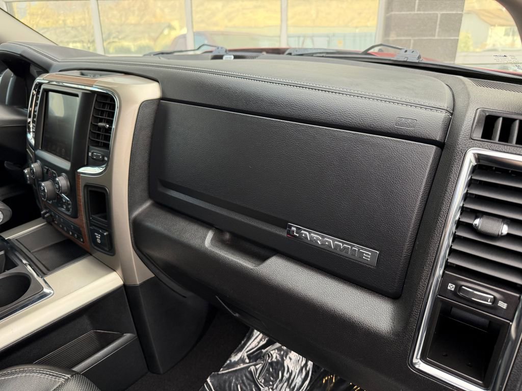 Used 2013 RAM 1500 Laramie w/ Convenience Group image 19