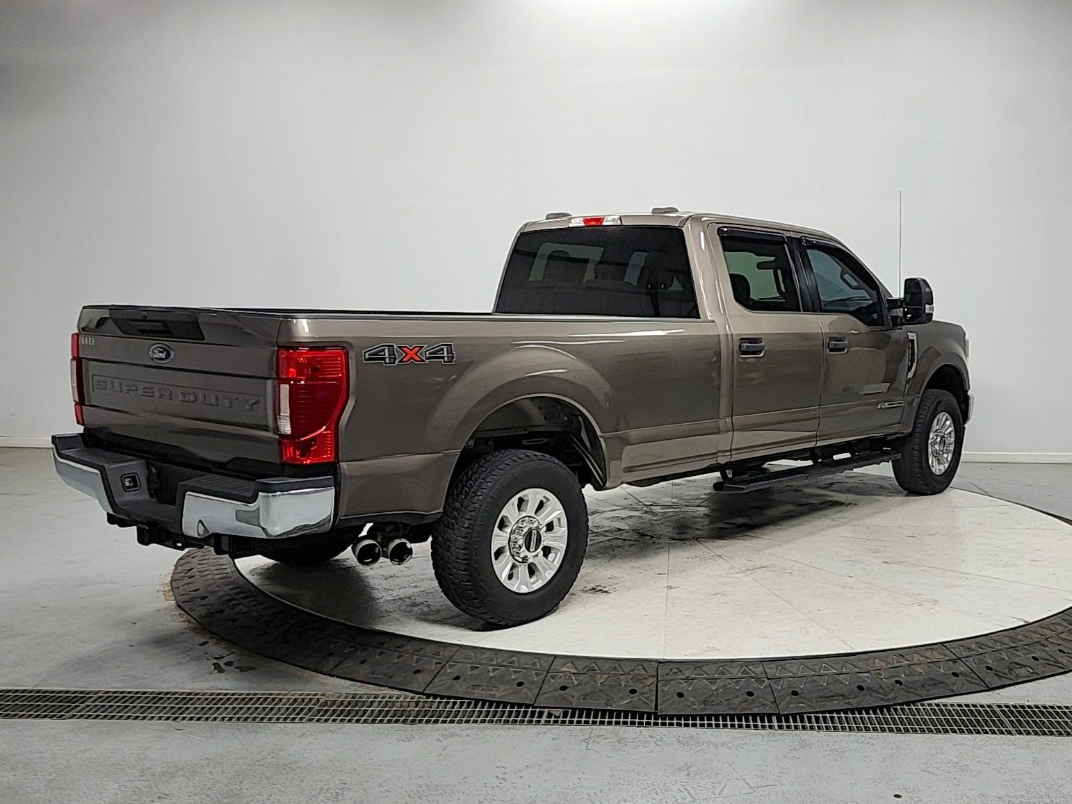 Used 2021 Ford F250 XLT image 7