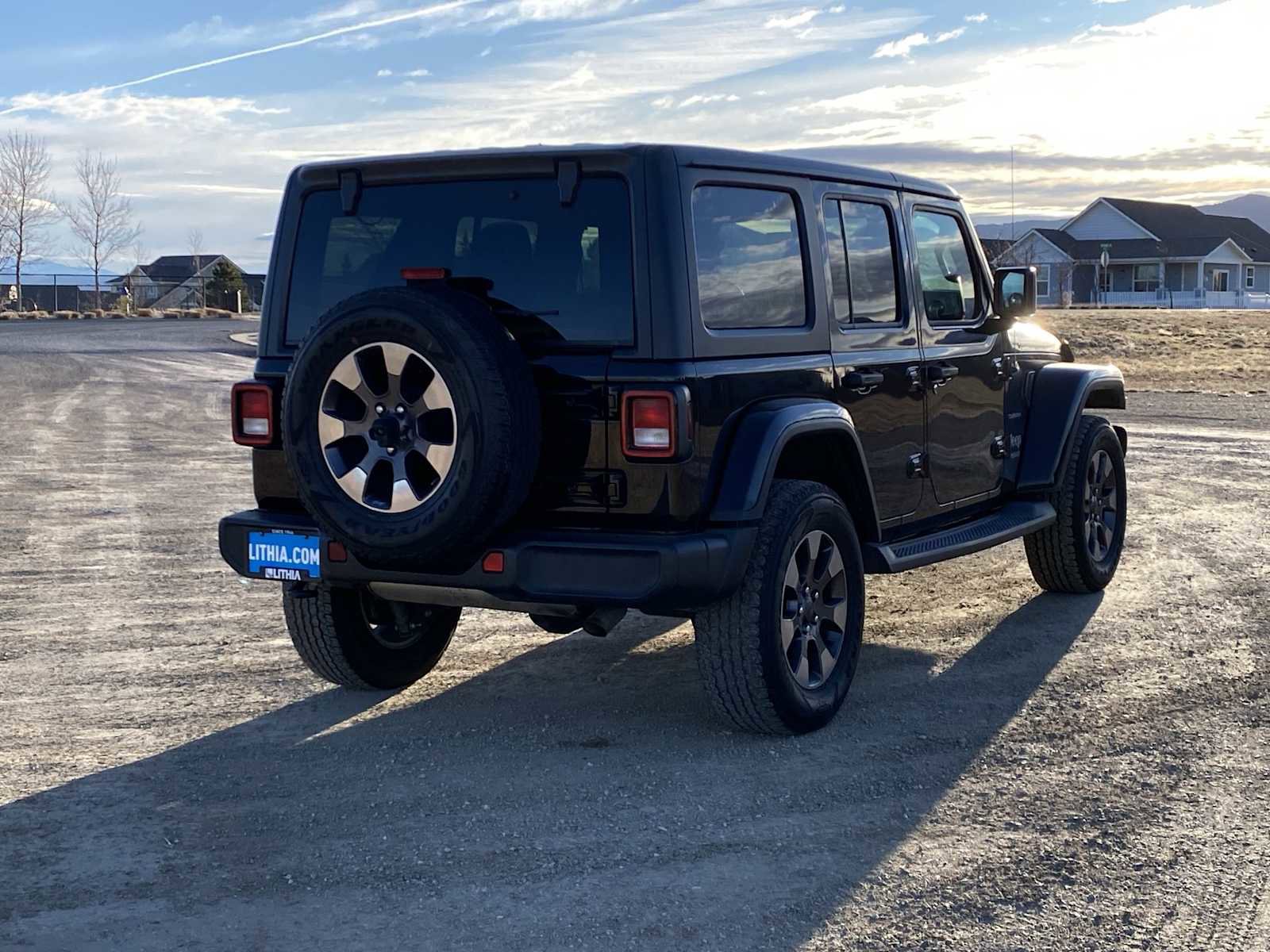 Used 2018 Jeep Wrangler Unlimited Sahara image 12