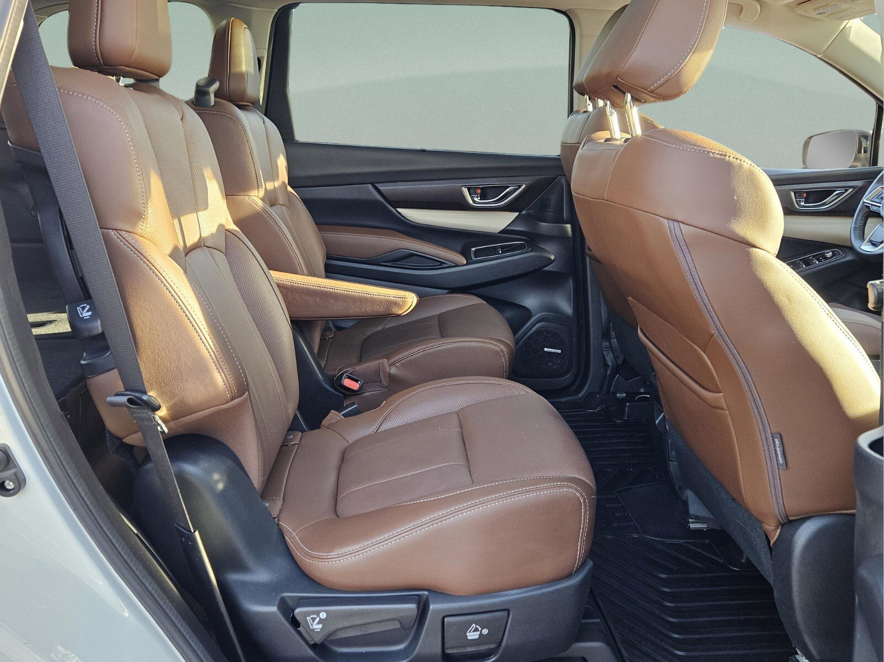 Used 2020 Subaru Ascent Touring w/ Popular Package #2A image 9