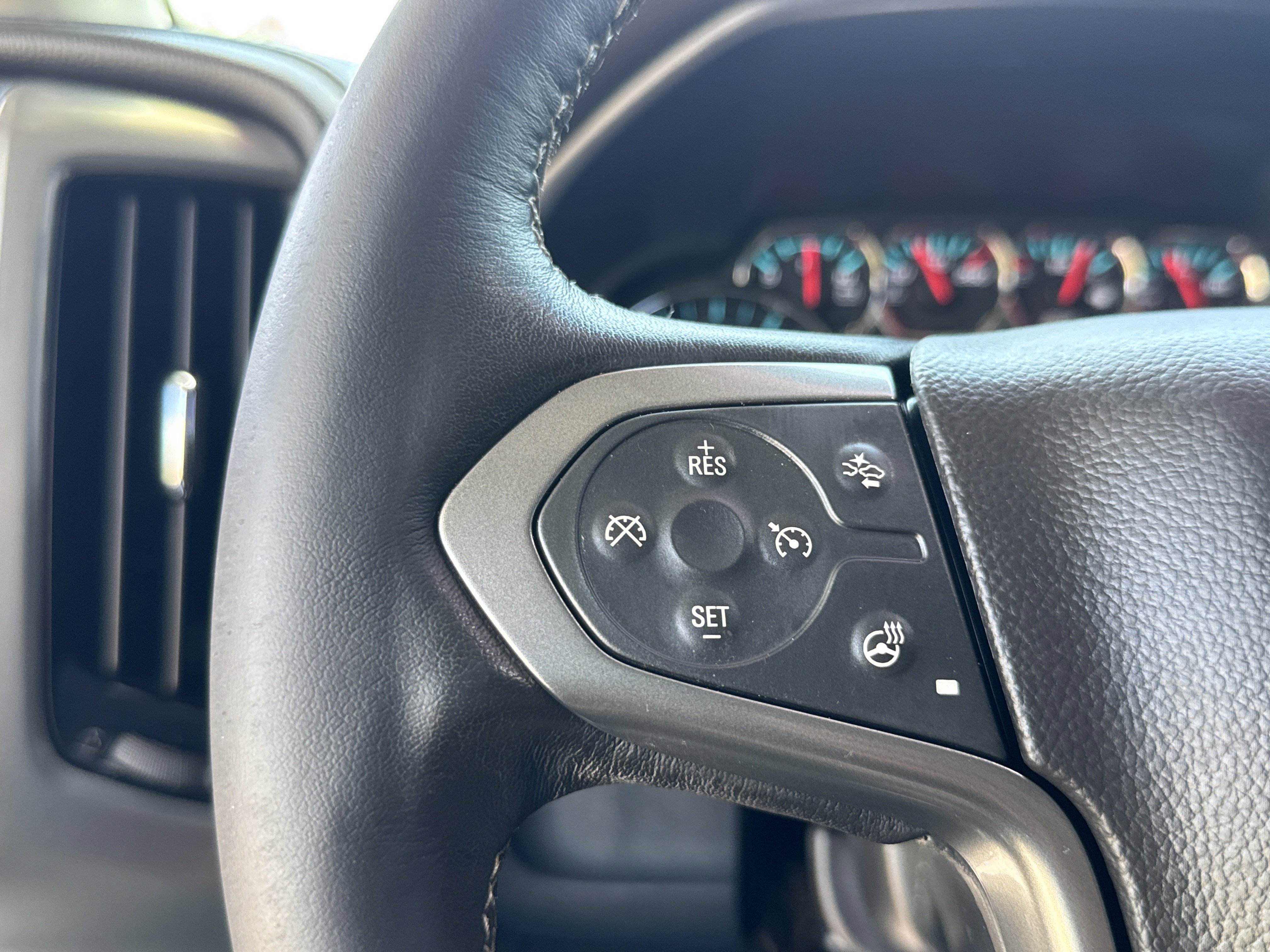 Used 2019 Chevrolet Silverado 3500 LTZ w/ Duramax Plus Package AWD/4WD image 20