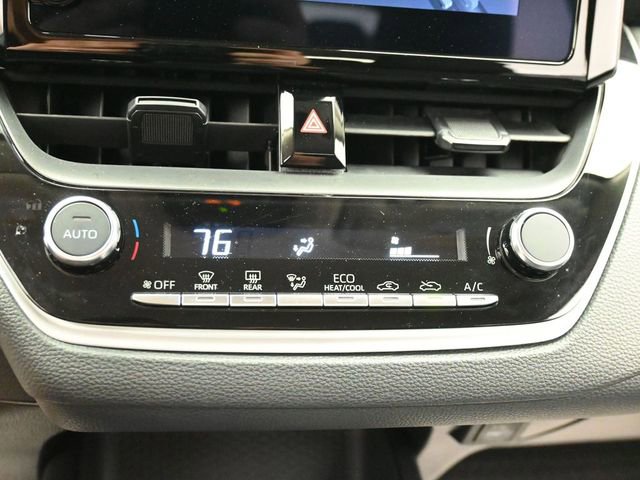 Used 2024 Toyota Corolla LE FWD image 22