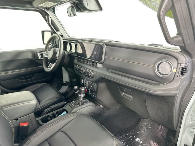 Used 2024 Jeep Wrangler Unlimited Sahara image 29