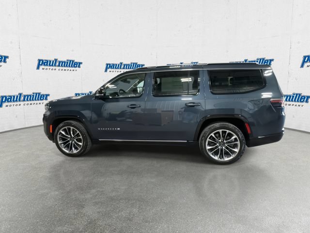 Used 2023 Jeep Wagoneer Series III w/ Premium Group I AWD/4WD image 7