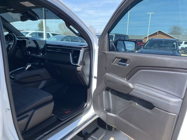 Used 2024 GMC Canyon Elevation w/ Convenience Package image 16