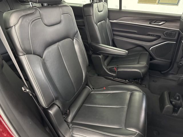 Used 2021 Jeep Grand Cherokee L Limited image 24