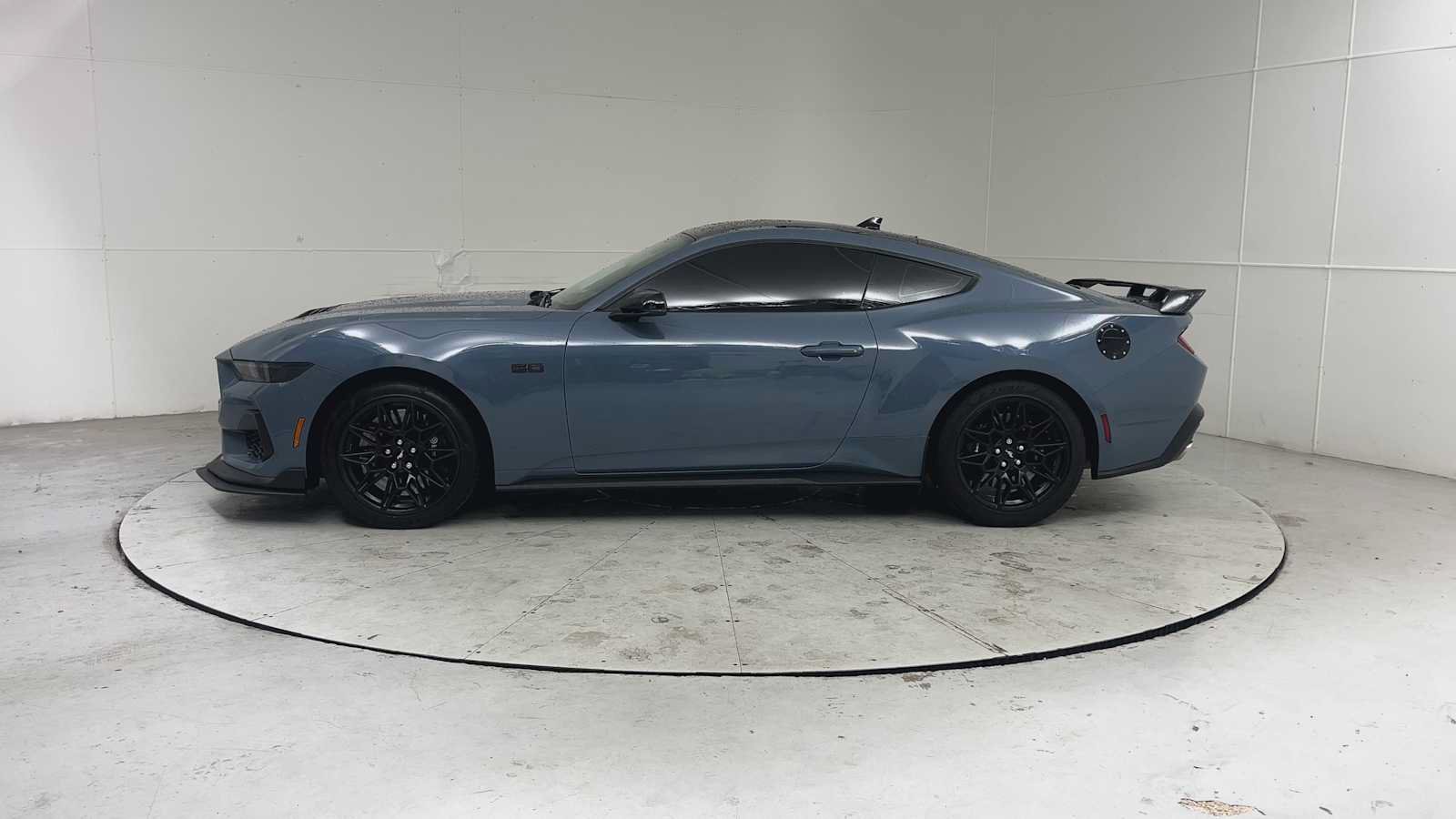 Used 2024 Ford Mustang GT Premium w/ GT Performance Package RWD image 5