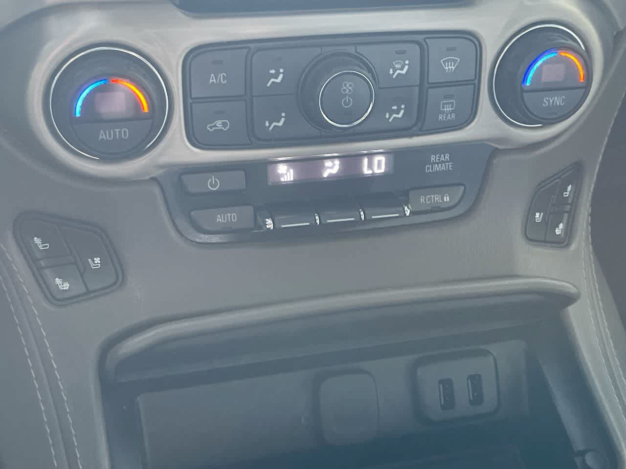Used 2019 GMC Yukon XL Denali w/ Denali Ultimate Package AWD/4WD image 19