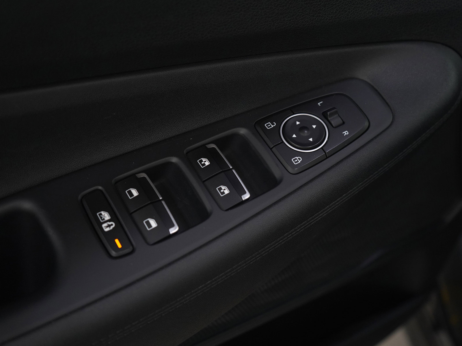 Used 2023 Hyundai Santa Fe SEL image 20