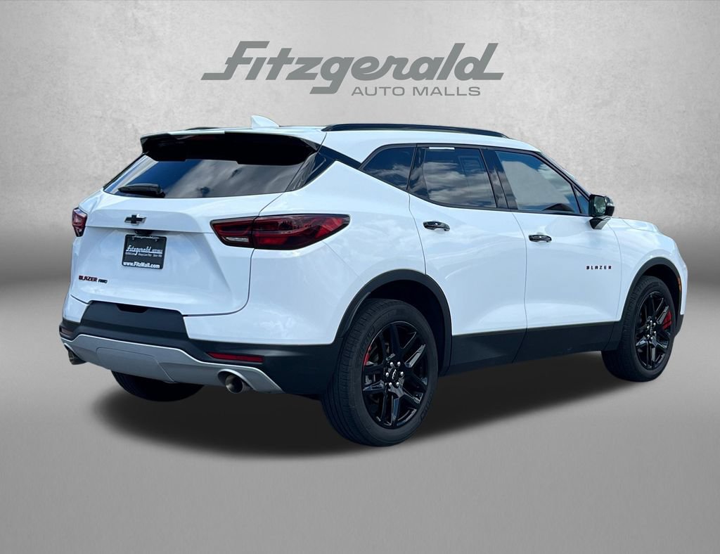 Used 2024 Chevrolet Blazer LT w/ Sound & Technology Package AWD/4WD image 7