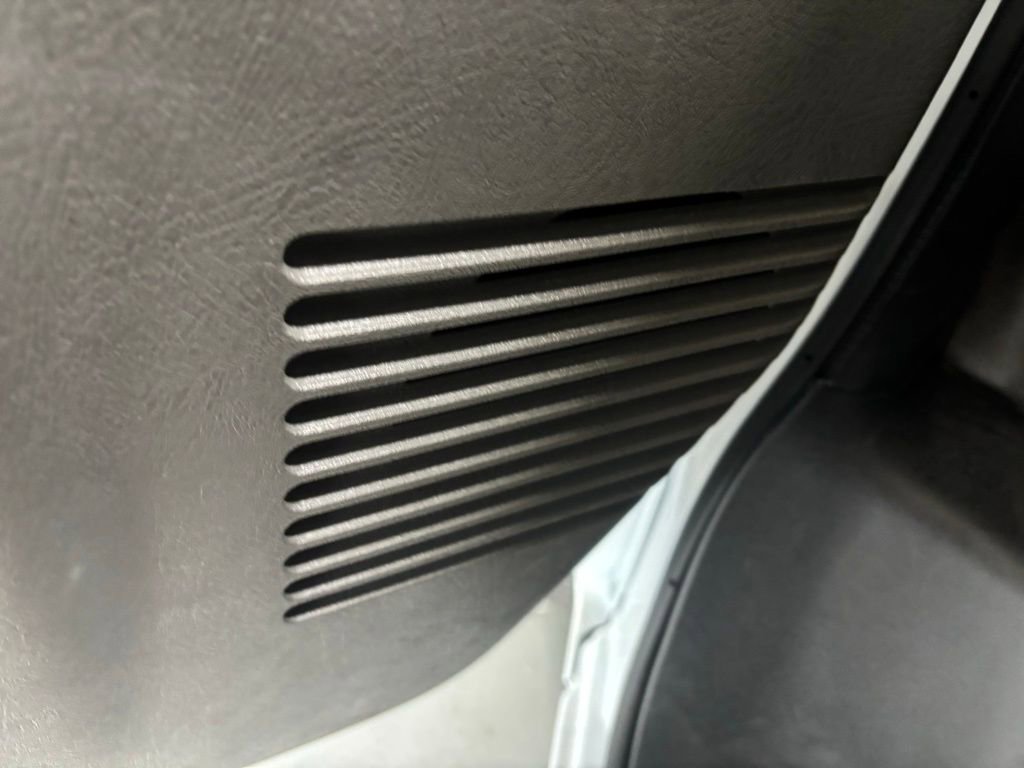 New 2025 Chevrolet Express 2500 Work Van w/ Driver Convenience Package image 26