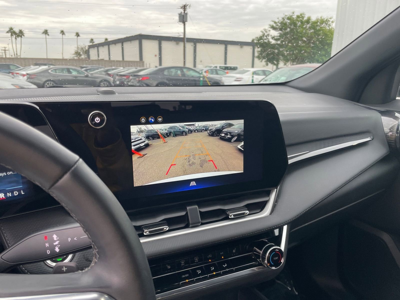 Used 2025 Chevrolet Equinox LT image 17