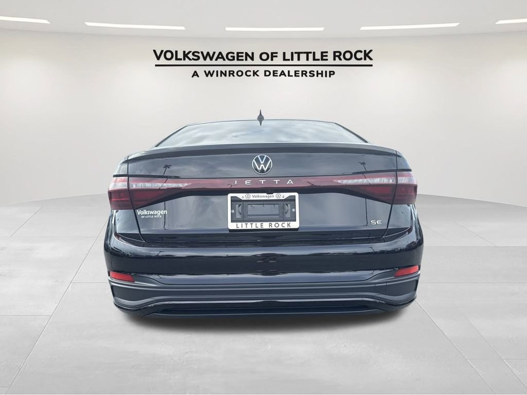New 2025 Volkswagen Jetta SE image 4
