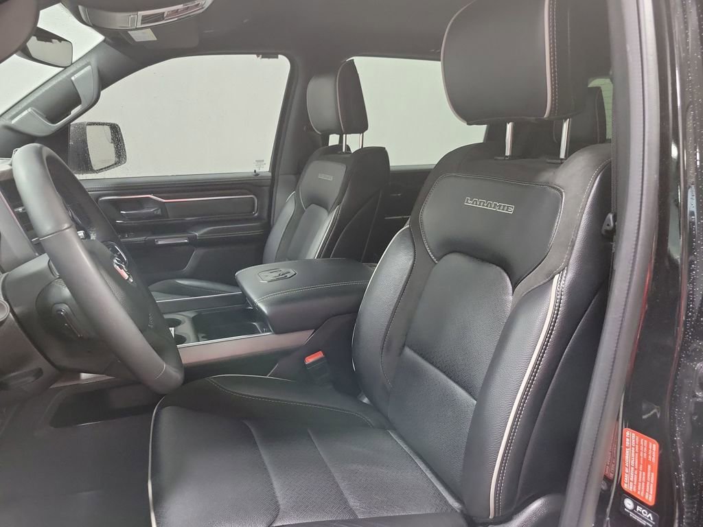 Used 2025 RAM 1500 Laramie w/ Night Edition image 33