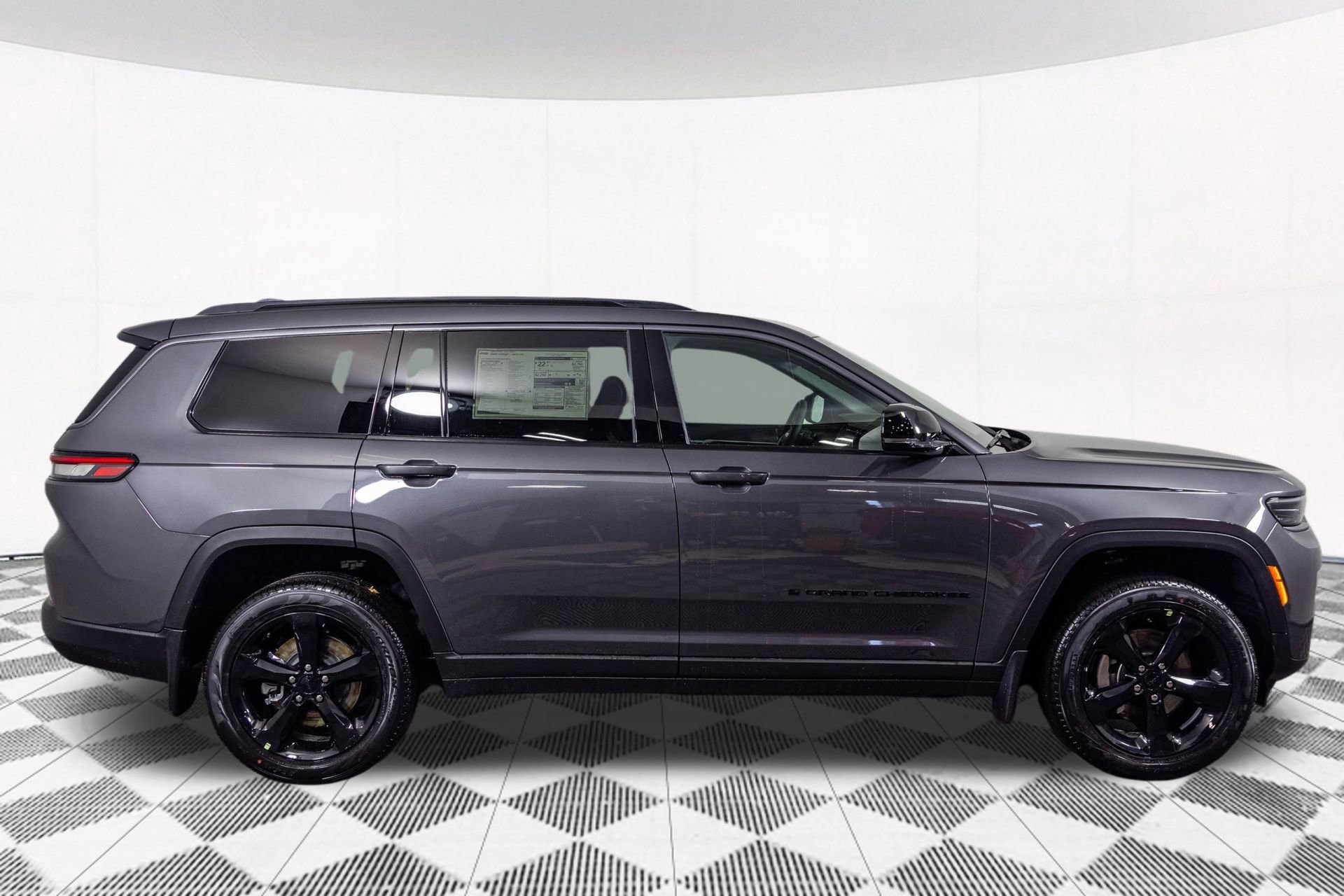 New 2026 Jeep Grand Cherokee L Limited AWD/4WD image 15