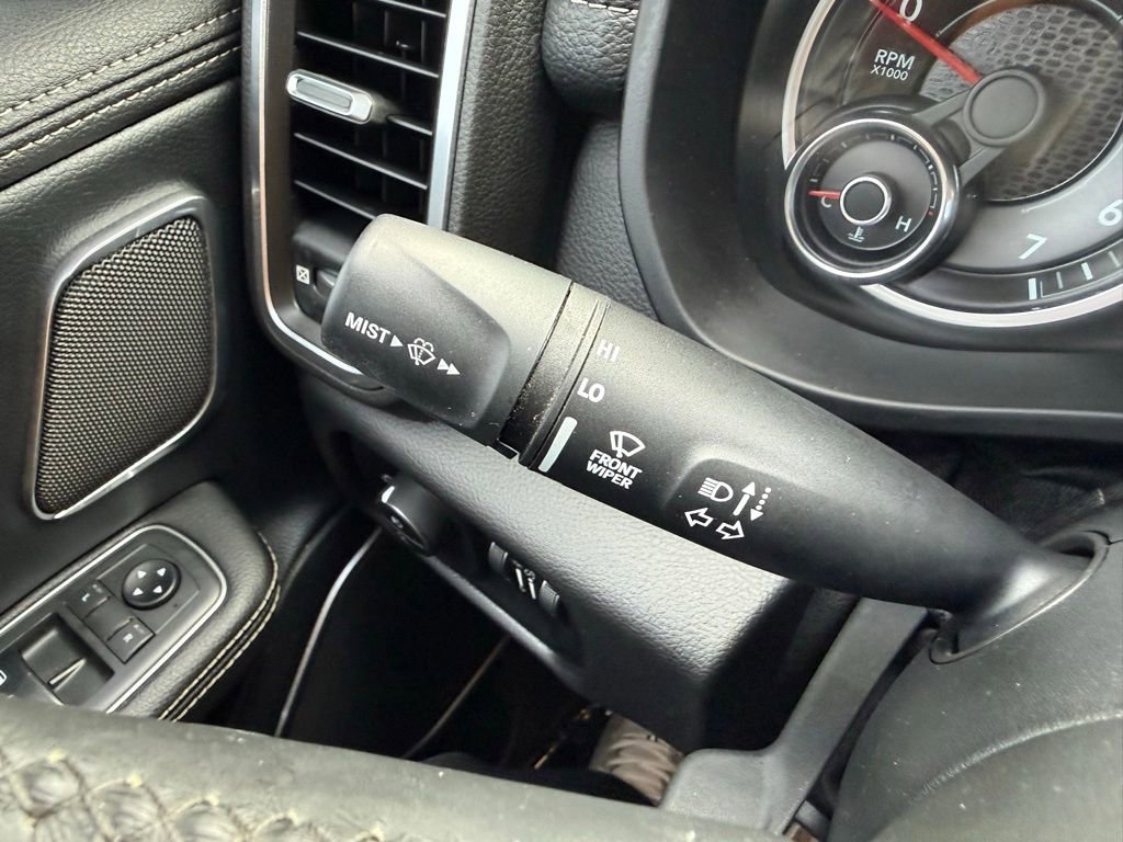 Used 2019 RAM 1500 Laramie RWD image 21