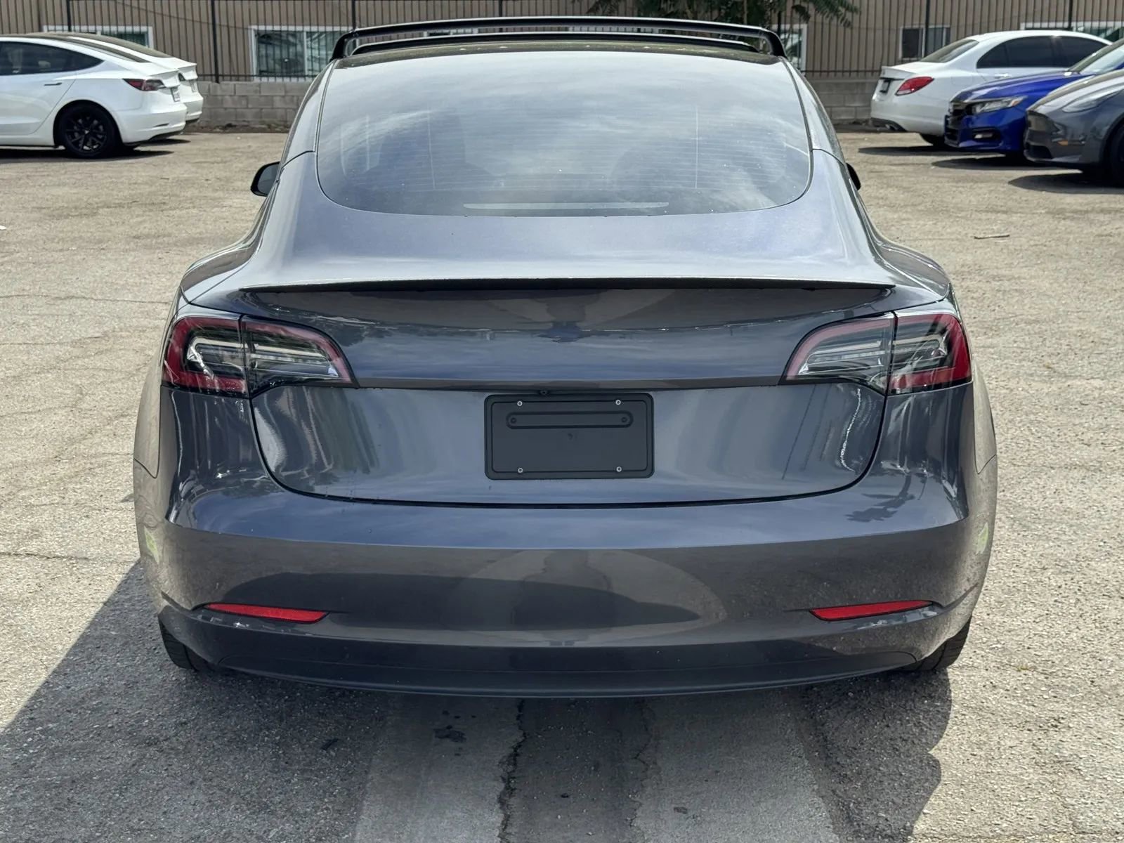 Used 2023 Tesla Model 3 Standard Range image 3