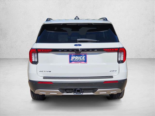 Used 2025 Ford Explorer Active w/ Active Comfort Package image 7