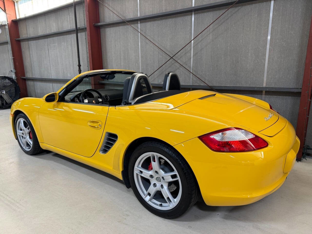 Used 2005 Porsche Boxster S RWD image 8