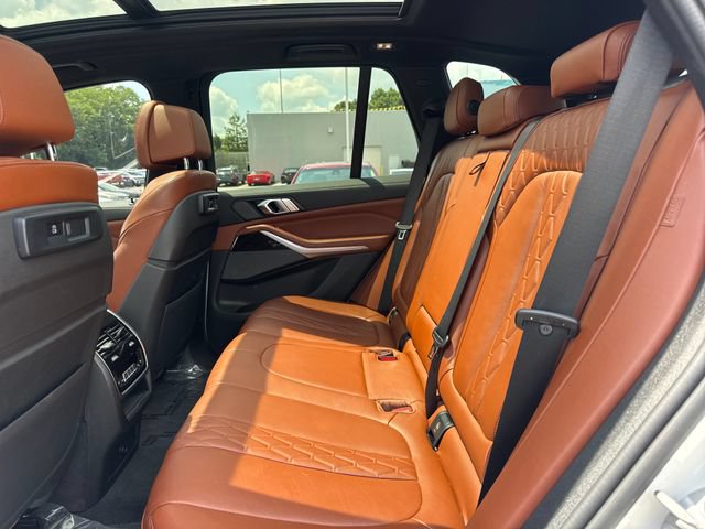 Used 2021 BMW X5 M50i AWD/4WD image 10