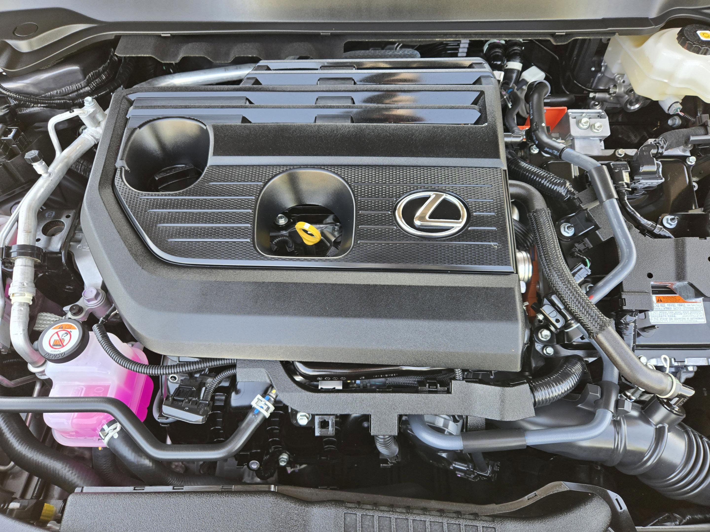 Certified 2025 Lexus UX 300h FWD w/ Accessory Package (Z1) image 28