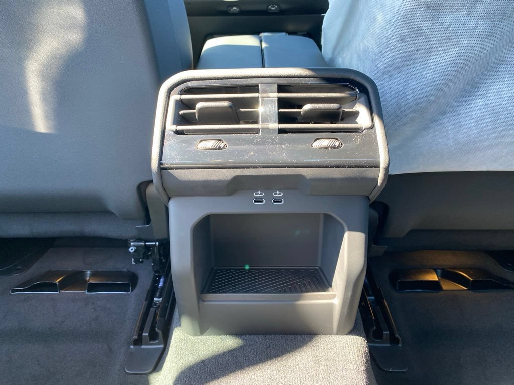 New 2026 BMW 540i xDrive AWD/4WD image 8