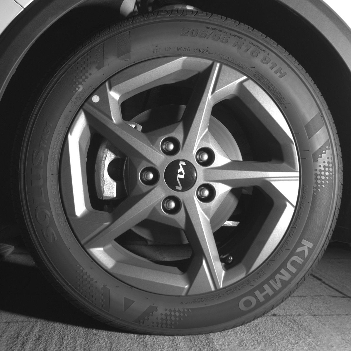 Used 2025 Kia K4 FWD image 12