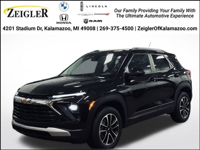 Used 2025 Chevrolet TrailBlazer LT image 1