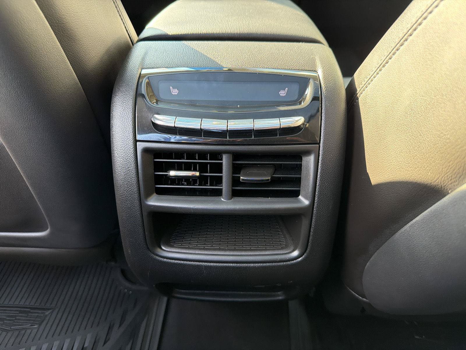 Used 2019 Cadillac XT5 Premium Luxury AWD/4WD image 43