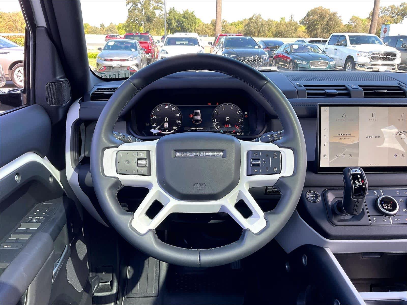 Used 2025 Land Rover Defender 110 S AWD/4WD image 8