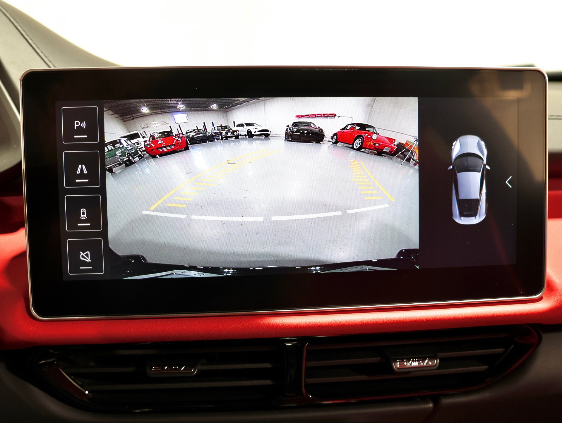 Used 2024 Lotus Emira First Edition RWD image 13
