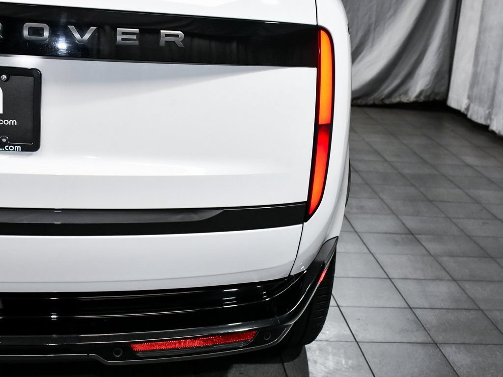 Used 2025 Land Rover Range Rover SE AWD/4WD image 90
