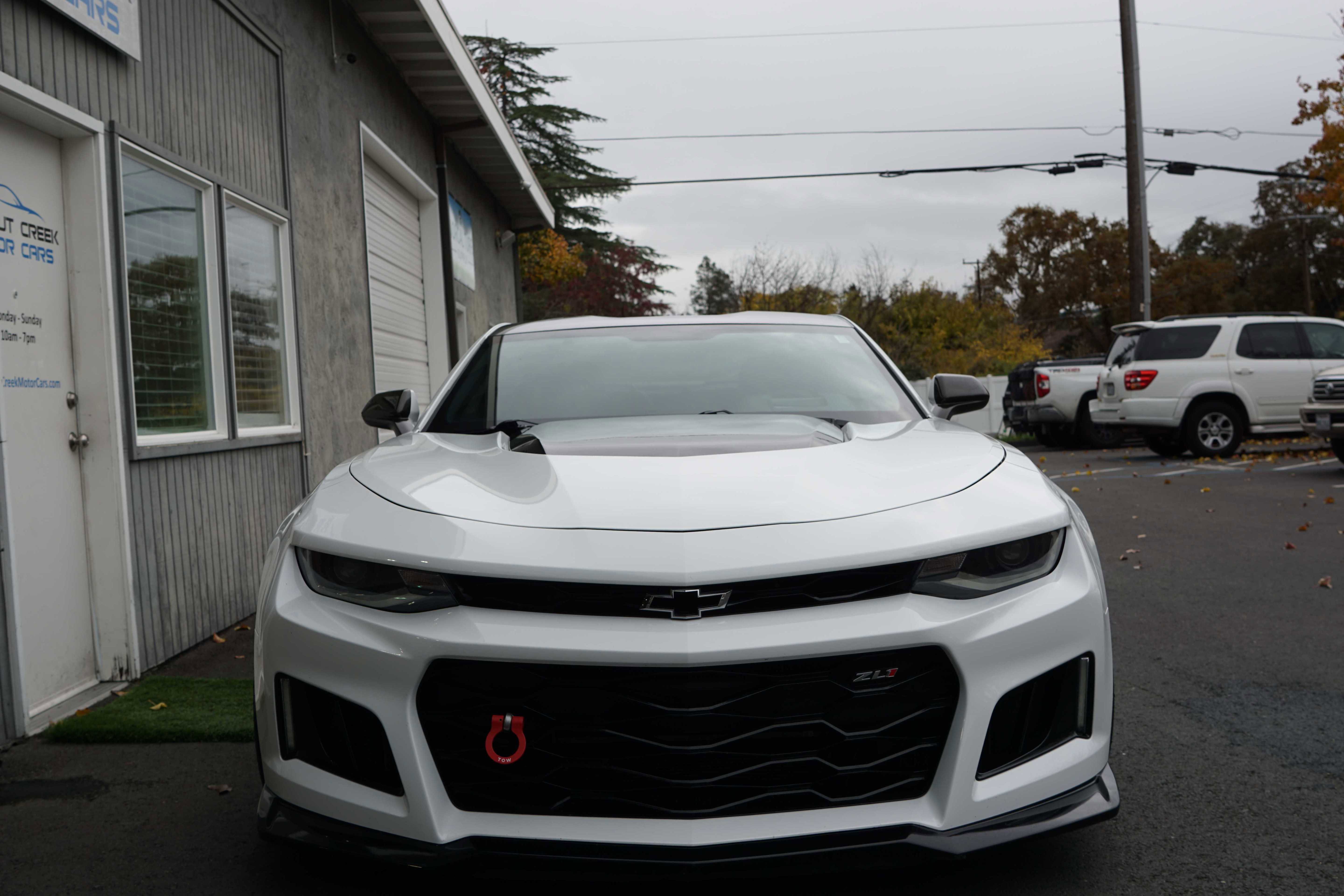 Used 2018 Chevrolet Camaro ZL1 image 8