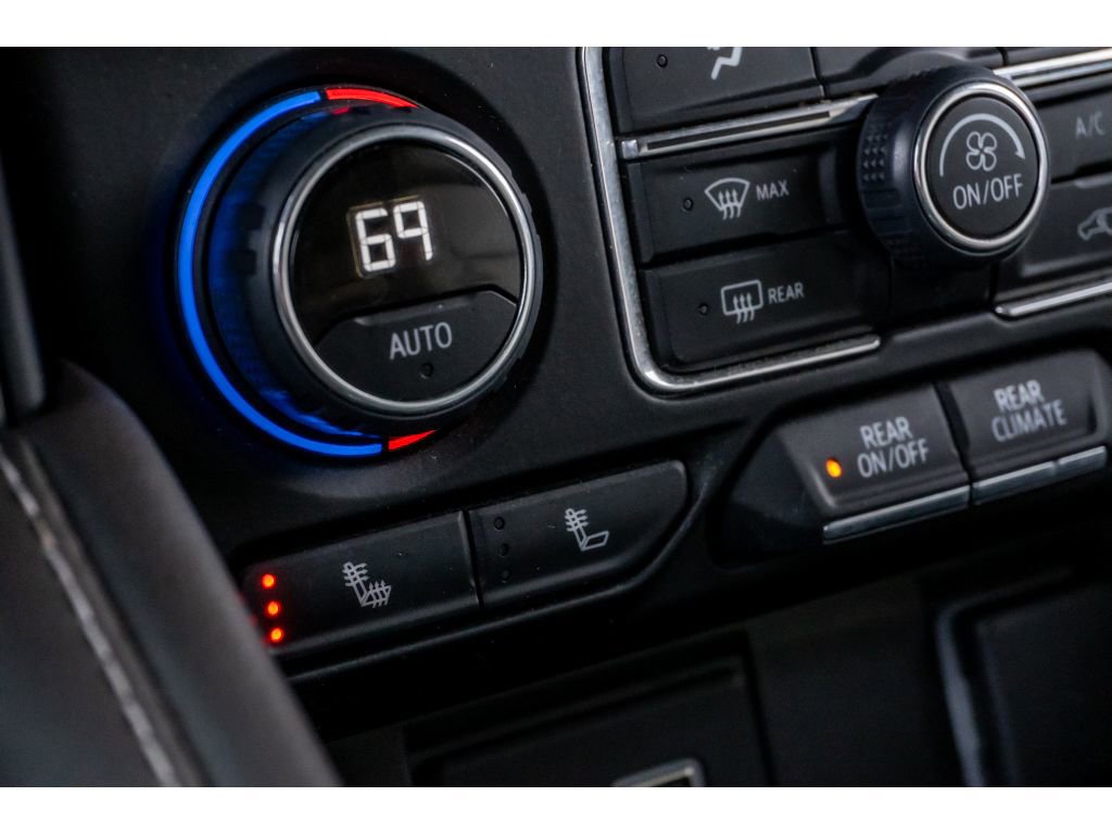 Used 2022 Chevrolet Tahoe LT w/ Luxury Package image 24