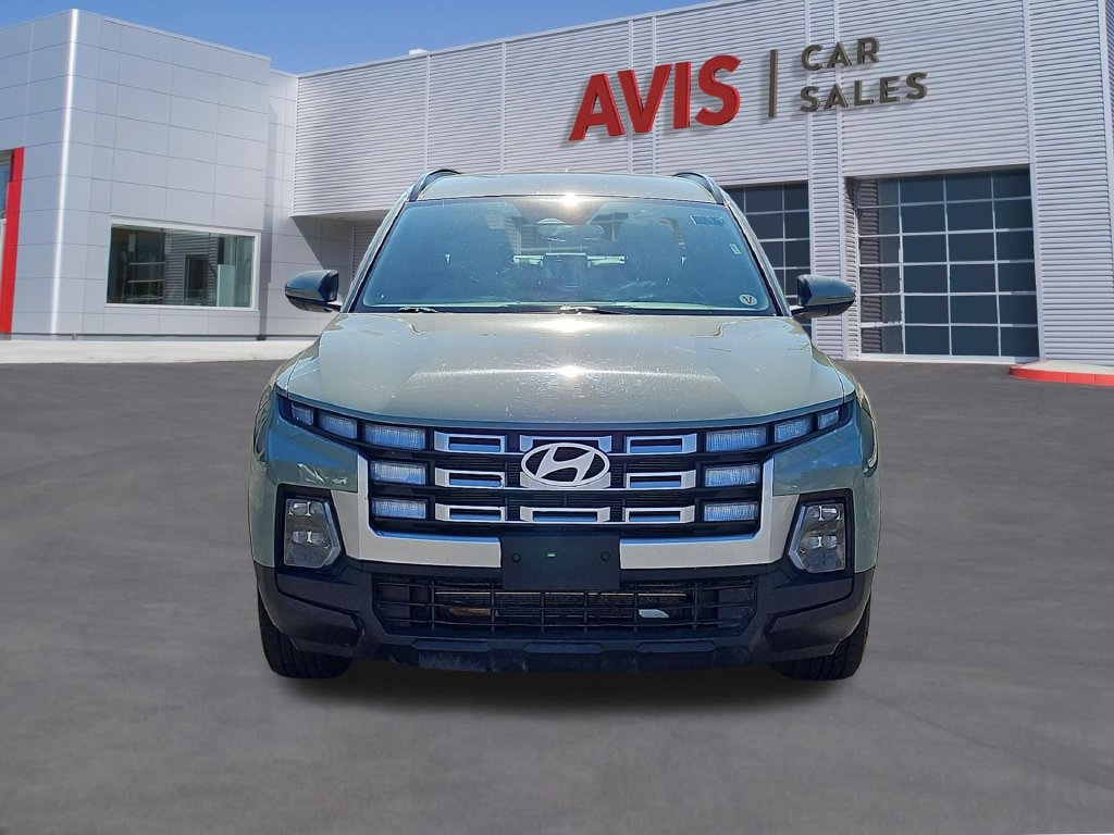 Used 2025 Hyundai Santa Cruz SEL AWD/4WD image 2